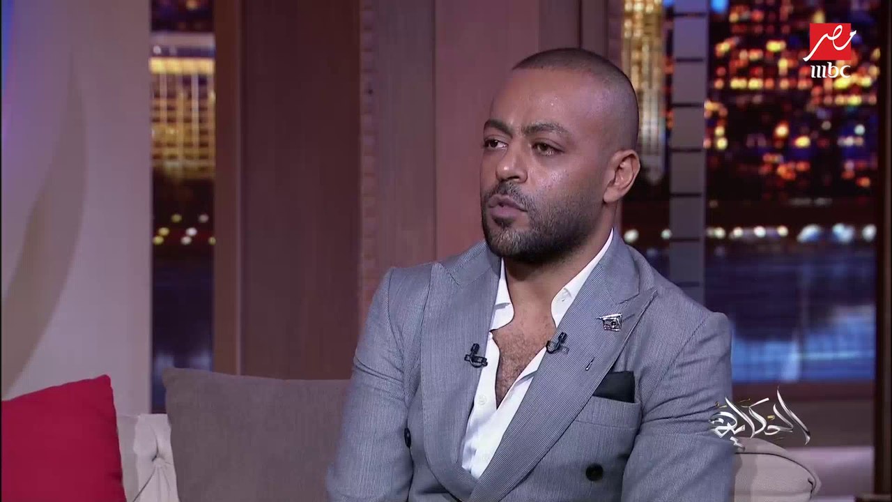 تامر عاشور يغني وصفولي الصبر للست أم كلثوم.. وعمرو أديب: دنتا اخترت قلب الخس من جوه