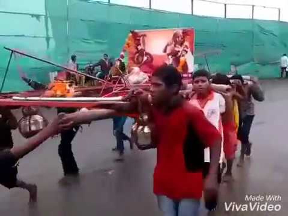 अकोल्यात कावड महोत्सवाचा जल्लोष, हजारो शिवभक्तांचा सहभाग