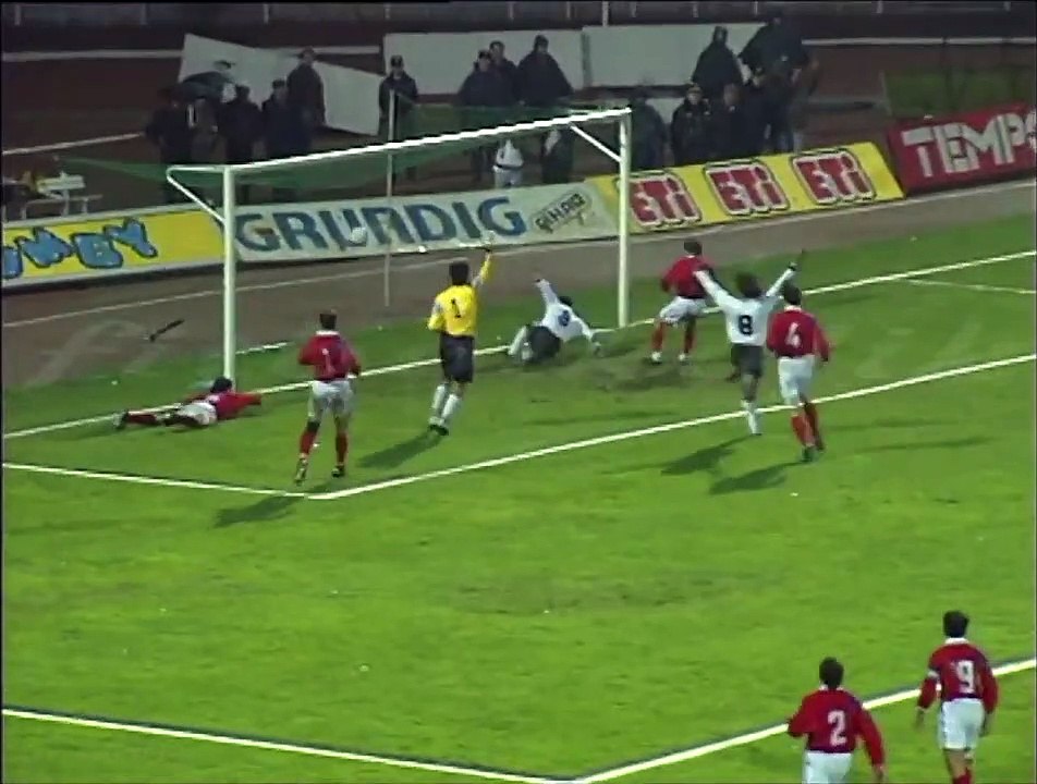 Beşiktaş 4-1 Karabükspor 01.12.1993 - 1993-1994 Turkish 1st League Matchday 9