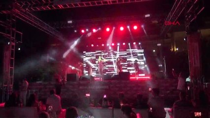STARLİGHT RESORT HOTEL'DE KONSERLER DEVAM EDİYOR