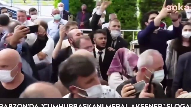 Trabzon'da Cumhurbaşkanı Meral Akşener sloganları