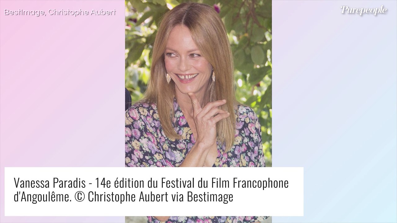 Vanessa Paradis rongée par le stress avant sa grande première au théâtre : "Ça me fait peur !"