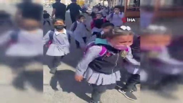 İsrail güçleri okula göz yaşartıcı gaz attı: Öğrenciler panikle kaçtı