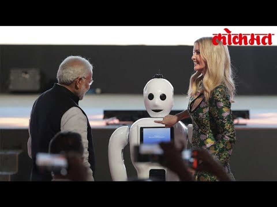 भारताचे पंतप्रधान नरेंद्र मोदी ह्यांच्याकडून ट्रम्प कन्या इव्हाका यांना खास भेट | Lokmat News