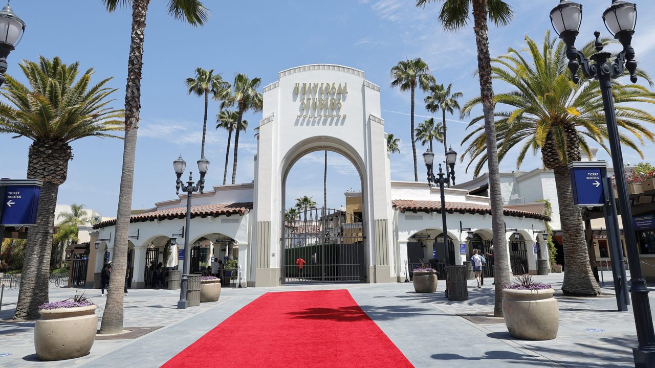 Los Angeles to Require All Theme Park Goers Be Vaccinated or Get Tested for COVID-19