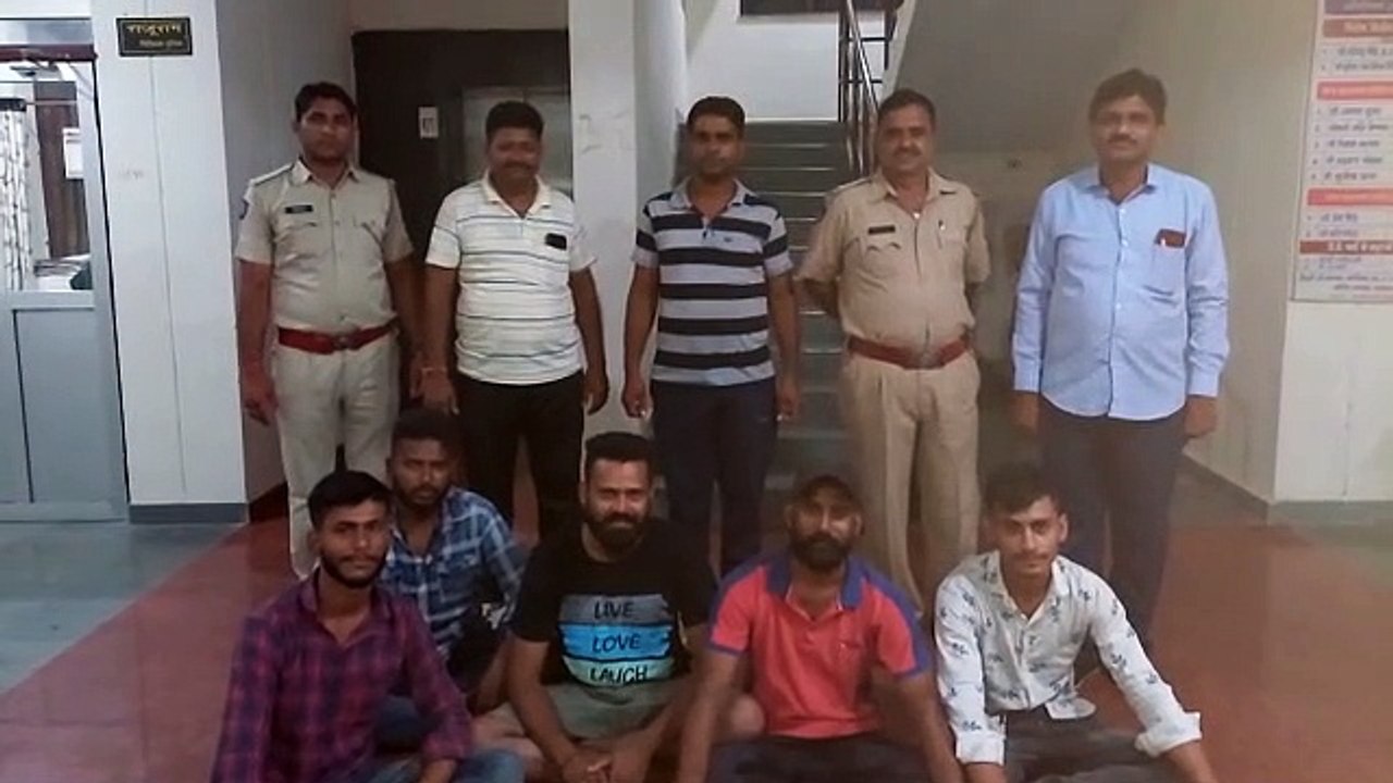 युवक पर जानलेवा हमले के पांच आरोपी गिरफ्तार