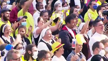 Il Papa ai rom slovacchi di Luník IX: "Ghettizzare accende la rabbia"