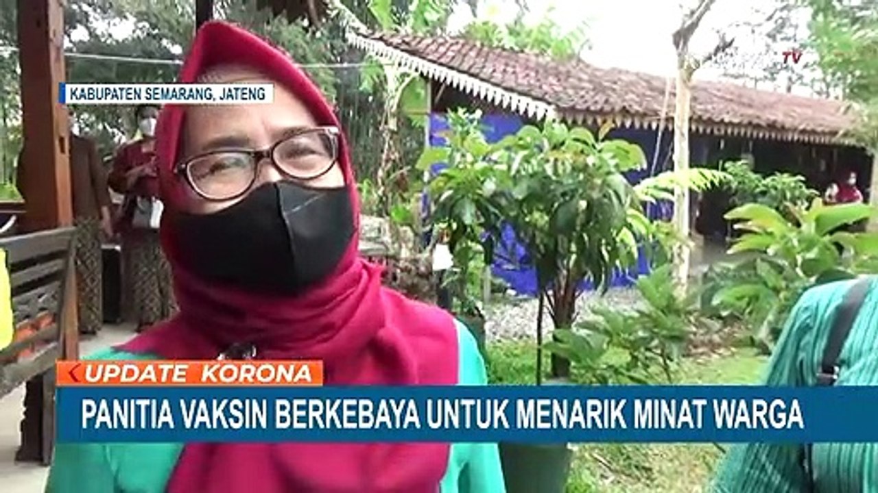 Unik! Panitia Vaksin Berkebaya Untuk Menarik Minat Warga