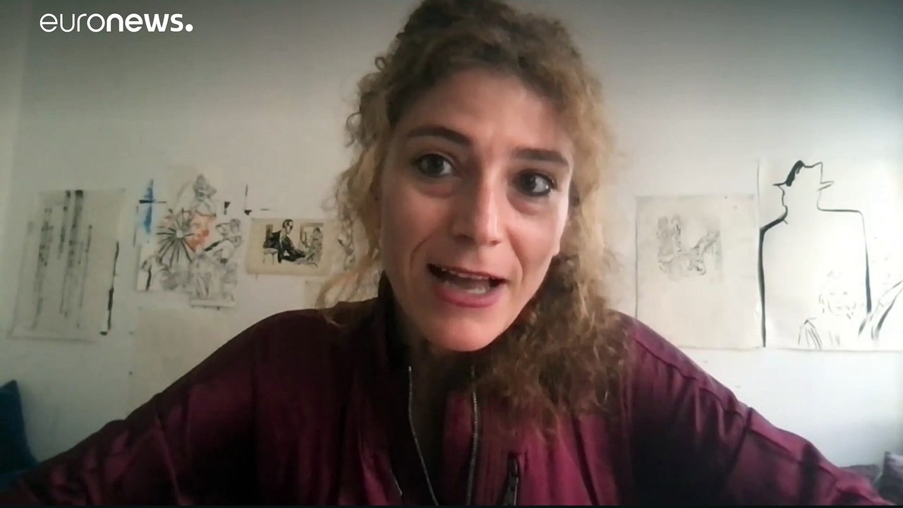 Schock und Erlösung: Andres Serrano zeigt 'Torture' in Piräus