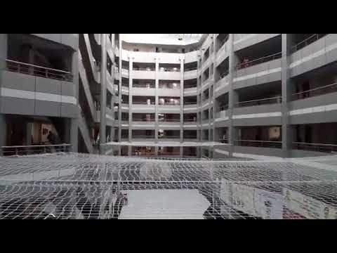 Lokmat Political News | मंत्रालयातील आत्महत्या रोखण्यासाठी जाळीदार उपाय | Lokmat Marathi News