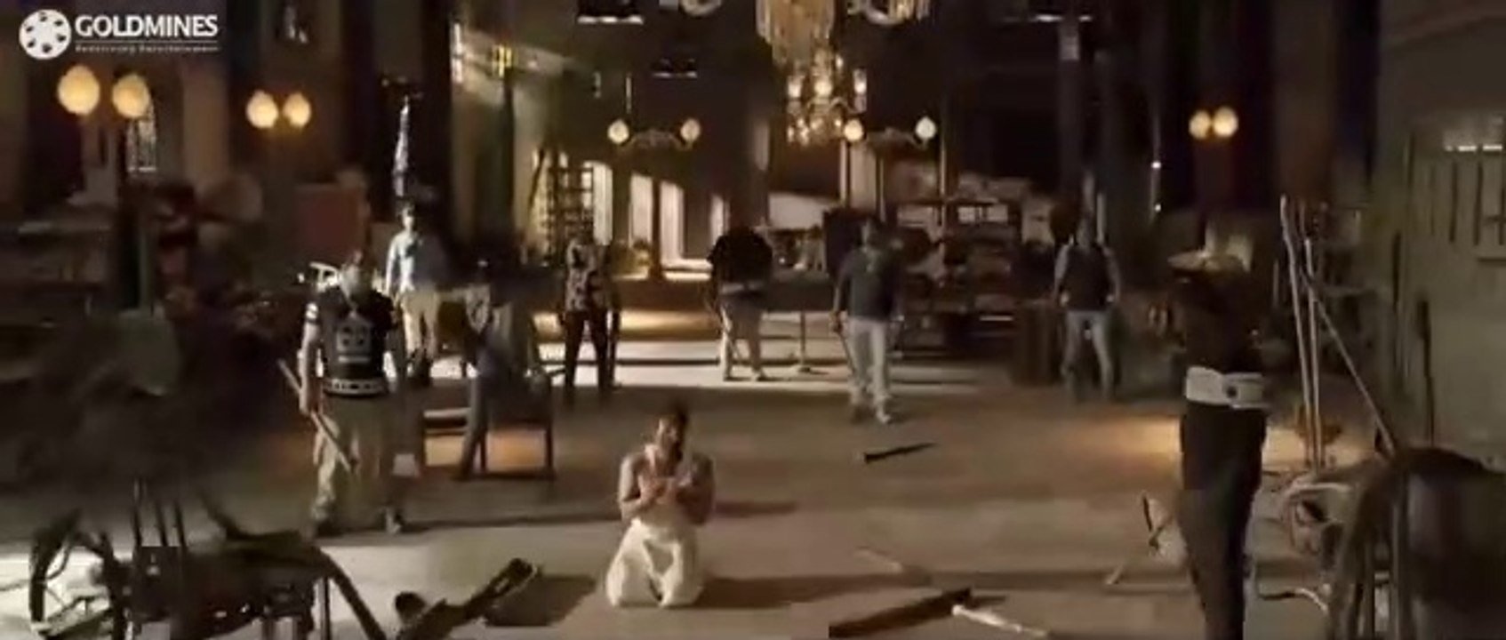 अल्लू अर्जुन की आखिरी इच्छा पूरी करने के चक्कर में देखिये गुंडे का क्या हाल किया अल्लू अर्जुन ने