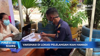 40 Masyarakat di Pasar Ikan Hamadi Divaksinasi Polres Jayapura Jelang PON ke-20_