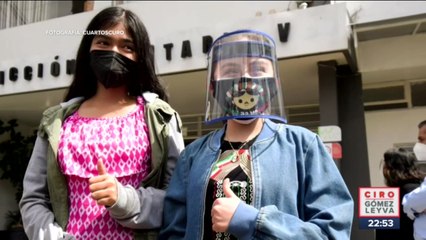 Por fin vacunan a Zulma, pequeña con diabetes, contra Covid-19