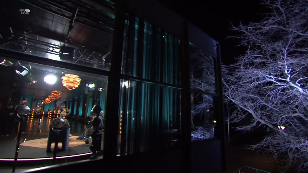 Mikkel Ploug spiller "Under stjernerne på himlen" på guitar (Tommy Seebach & Rasmus Seebach) | Det bli'r godt igen | 2021 | TV2 Play * TV2 Danmark