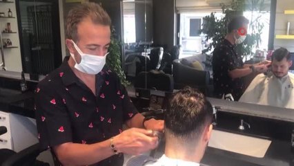 30 yıllık kuaför Triatlon tutkusuyla görenleri hayran bırakıyor