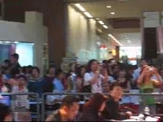 Part 1 of Sun Ho at Millenium Walk