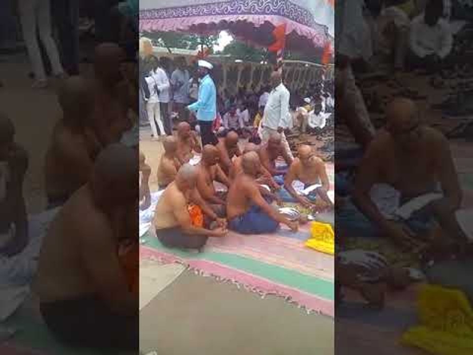 मराठा आरक्षणासाठी फलटणला मुंडण | Satara
