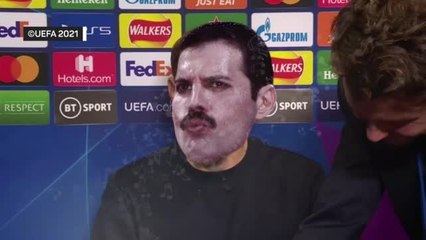 Chelsea - Décidément détendu, Tuchel se prend pour Freddie Mercury en conférence de presse