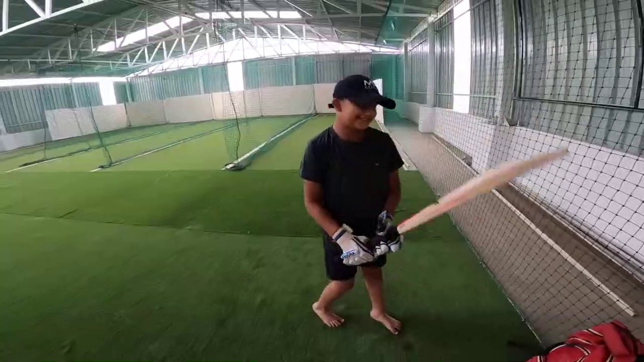 Knocking with GRAY-NICOLLS