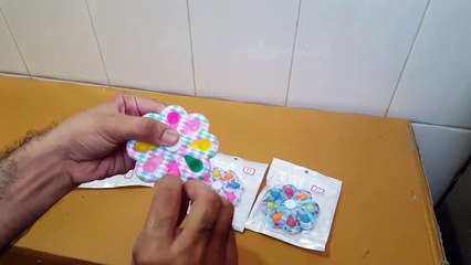 Unboxing and Review of Pop Fidget Spinners for kids fun