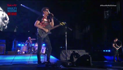 Knights of Cydonia (Ennio Morricone's 'Man with a Harmonica' intro) - Muse (live)