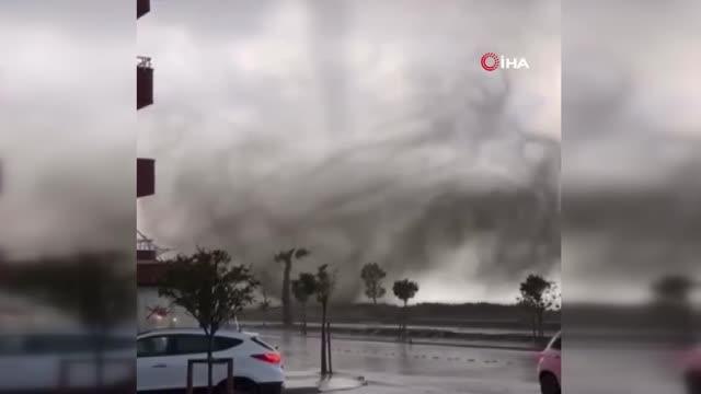 Denizde çıkan hortum panik oluşturdu