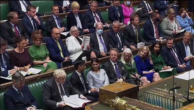 Boris Johnson cambia su ministro de exteriores, Raab, muy criticado por la retirada de Afganistán