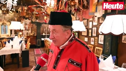 Lugner bandelte tagelang mit falschem "Bienchen" an