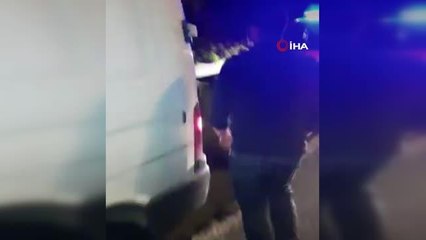 Tekirdağ'da durdurulan panelvan araçtan 32 kaçak göçmen çıktı