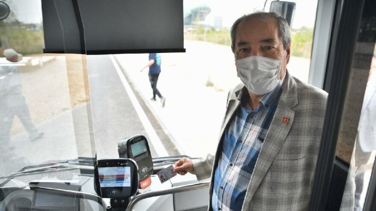 'Vatan size minnettar' anonsu ile karşılanıyor