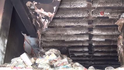 Yangının tahribatı gün ağarınca ortaya çıktı