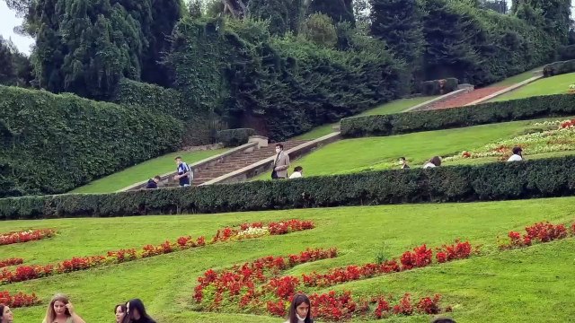 Il primo giorno di scuola, ingressi differenziati e al liceo D'Oria tanta emozione