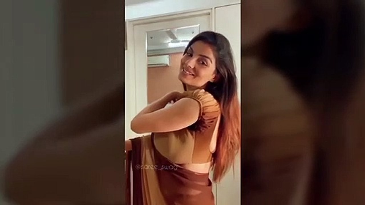 New Saree expression Video 2021  Saree O Naree || girls saree pose