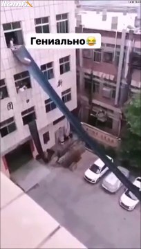 Des déménageurs très futés... Reste à voir l'état des cartons