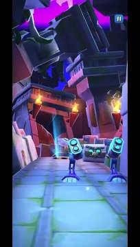 Frosty Mini Robot Battle Run Gameplay On Road To Ruin - Crash Bandicoot: On The Run!