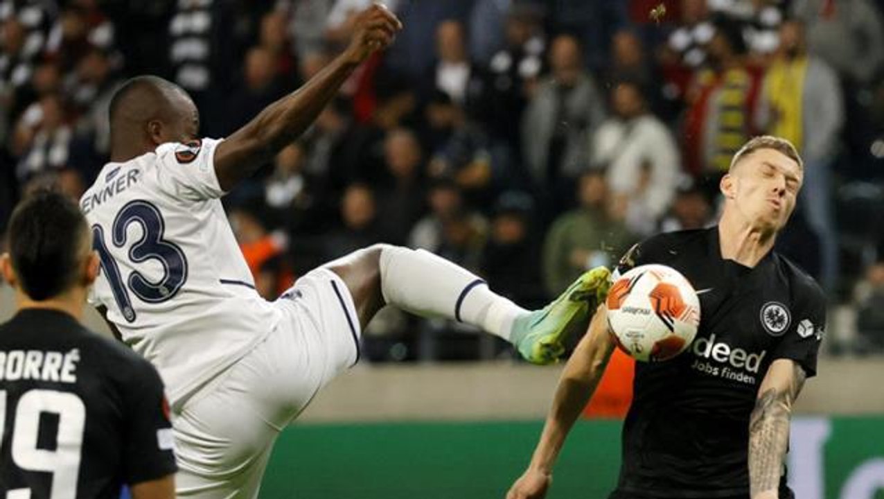 Kanarya üstünlüğü koruyamadı! Avrupa Ligi'ndeki ilk maçında Fenerbahçe, deplasmanda Eintracht Frankfurt'la 1-1 berabere kaldı