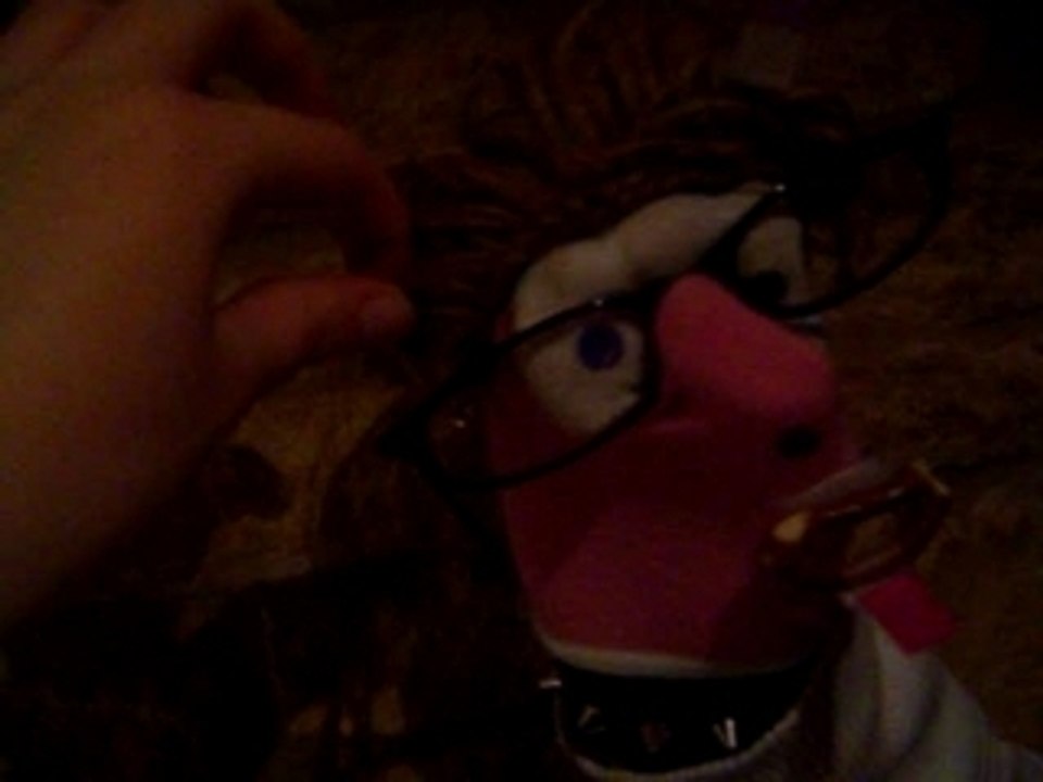 Nani? Une chaussette....et ki parle Ô_o     XD