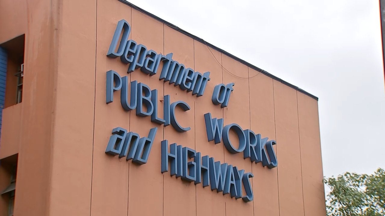 Pinaglaanan ng P10.3-B na umano’y contingency fund ng DPWH, binusisi ng House Committee on Appropriations | 24 Oras