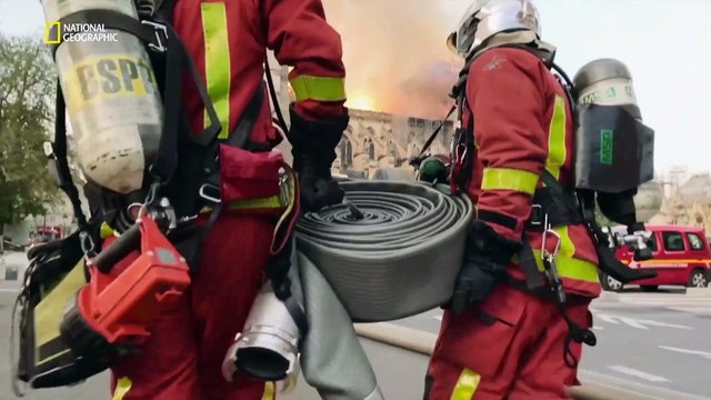 FELAKETLER ÖZEL / Notre Dame Katedrali'nde Yangın