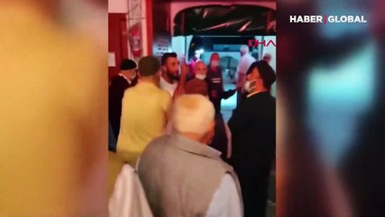 Sultangazi'de camide imam ve cemaate sopalı saldırı iddiası