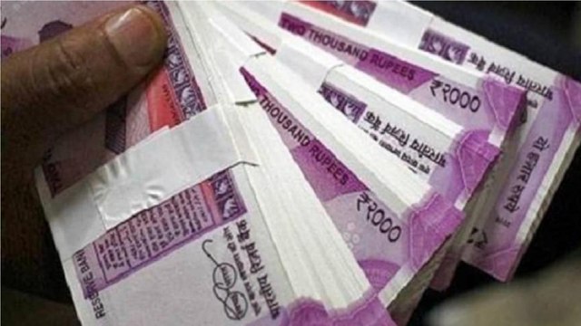 Over 900 crore deposited in bank accounts of 2 boys in Bihar