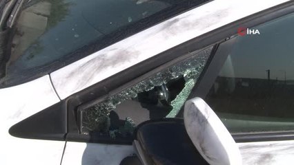 Sürücü kursu araçlarını gözlerine kestirdiler... Camlarını patlatıp teyplerini çaldılar