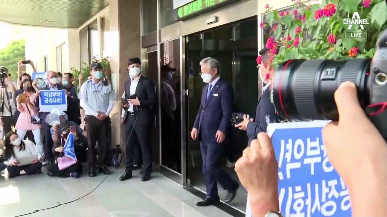이재명 무죄에 결정적 1표…권순일, 퇴임 뒤 고문 취업