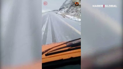 Erzurum'a ilk kar düştü