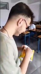 Sosyal medyayı sallayan video: Sınıf başkanı seçilen öğrenci Erdoğan taklidi yaptı