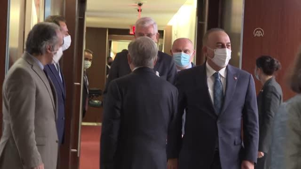 Dışişleri Bakanı Çavuşoğlu, Sri Lanka Dışişleri Bakanı Peiris ile görüştü