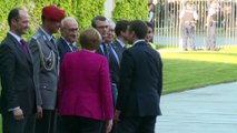 França convoca embaixadores em Washington e Canberra