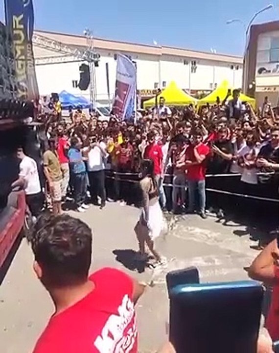 Gaziantep'teki İlginç Twerk Dansı