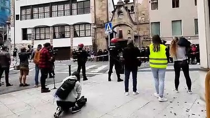 Imágenes de la concentración de víctimas de ETA en Mondragón contra Parot