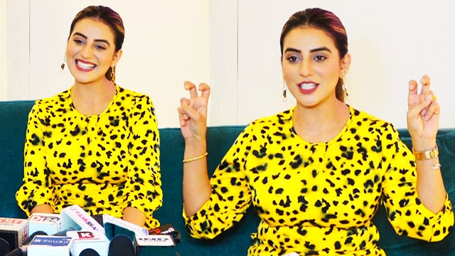 बिग बॉस से बाहर आने के बाद मीडिया से रूबरू हुई अक्षरा सिंह का दिखा खुशमिजाज अंदाज ,बोली लोगो का दिल जीतकर आयी हूँ